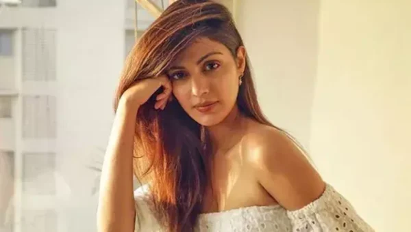 Rhea Chakraborty’s bank account defreezed after a year, gadgets returned