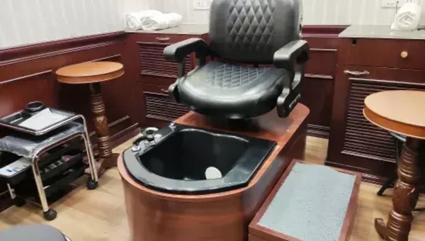 World’s Oldest Barbershop Truefitt & Hill opens in Vadodara