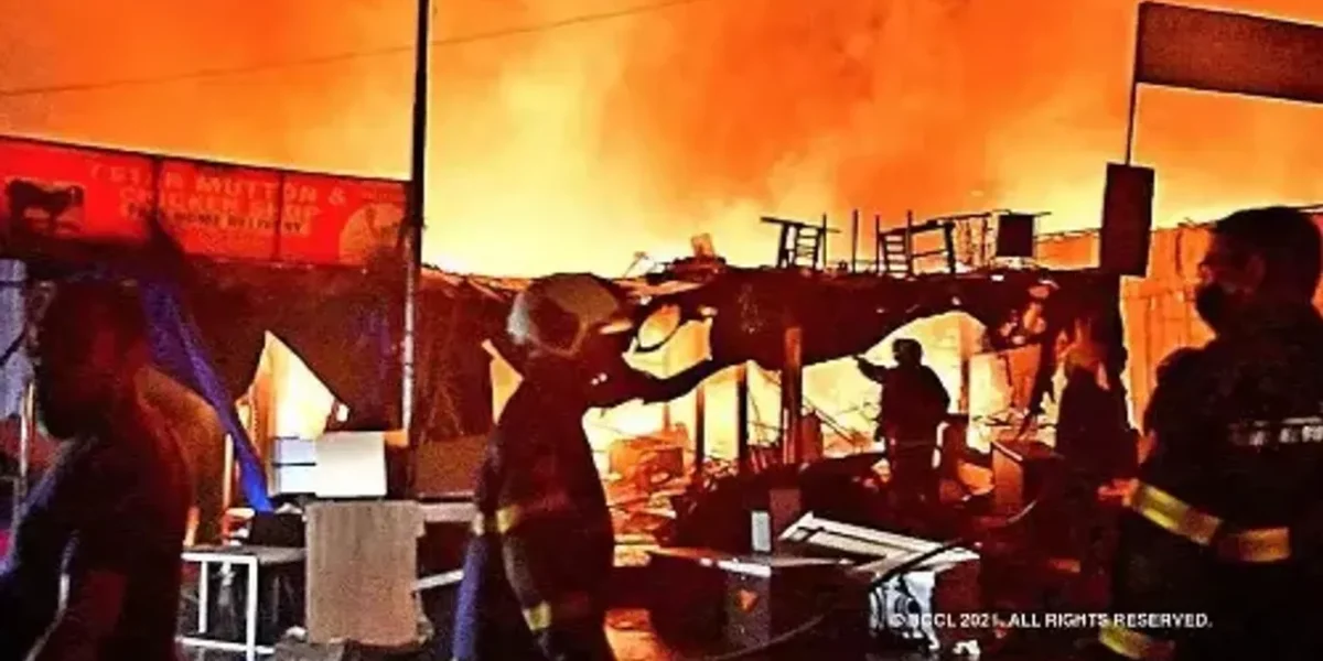Massive fire breaks out at a shop in Mumbai’s Goregaon area