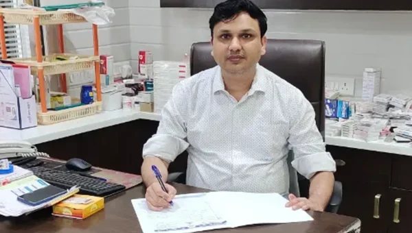 Dahod doctor removes heaviest ovarian tumor from vaginal surgery and register name in record books