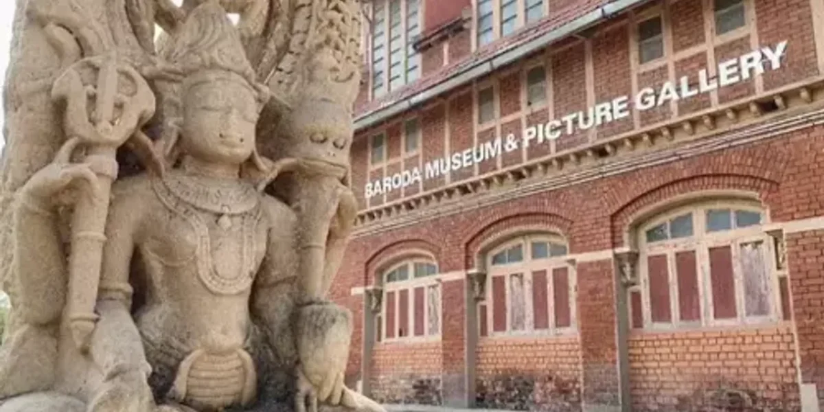 Leader off Opposition in VMSS Ami Ravat demand to remove increase in entry fees of Baroda museum