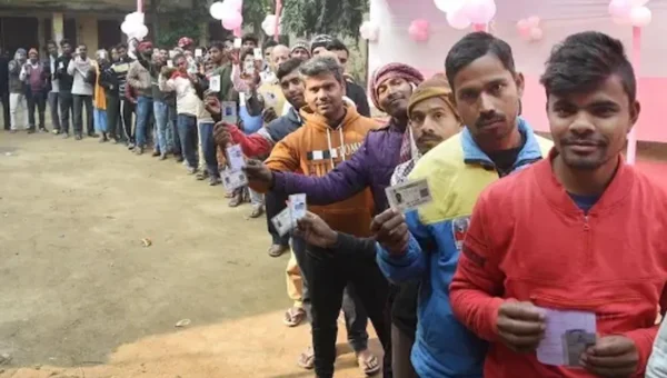 Gujarat panchayat polls: Voting is taking place in the midst of strict security measures