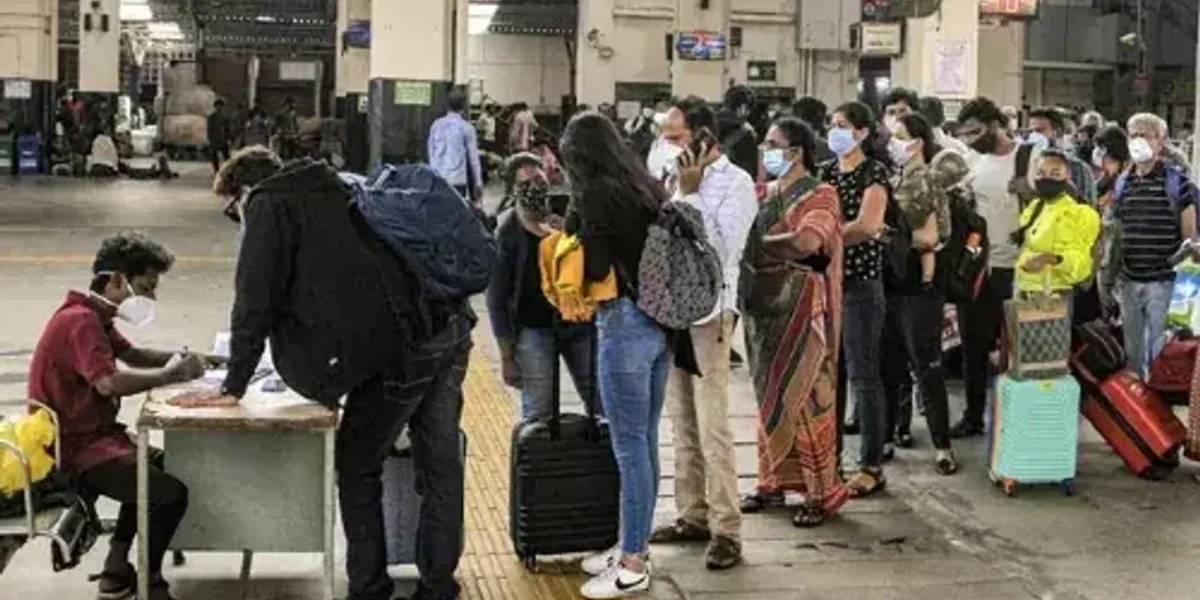 India reports 8,895 new Covid cases, 2,796 on Sunday
