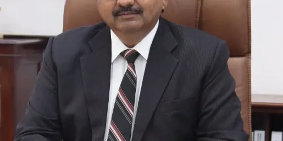 Western Railway Hungry for Cargo moves north