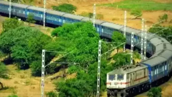 Indian Railways will have hostesses on luxury trains to offer flight like service