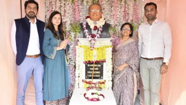 Statue of Late Chandreshbhai S. Parikh unveiled at 20 Microns plant in Waghodia