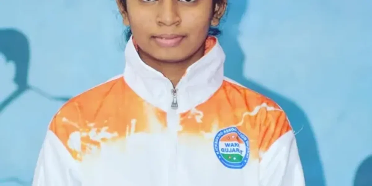 Daughter of paper distributor in Vadodara to represent Gujarat in national Kick Boxing tournament at Pune