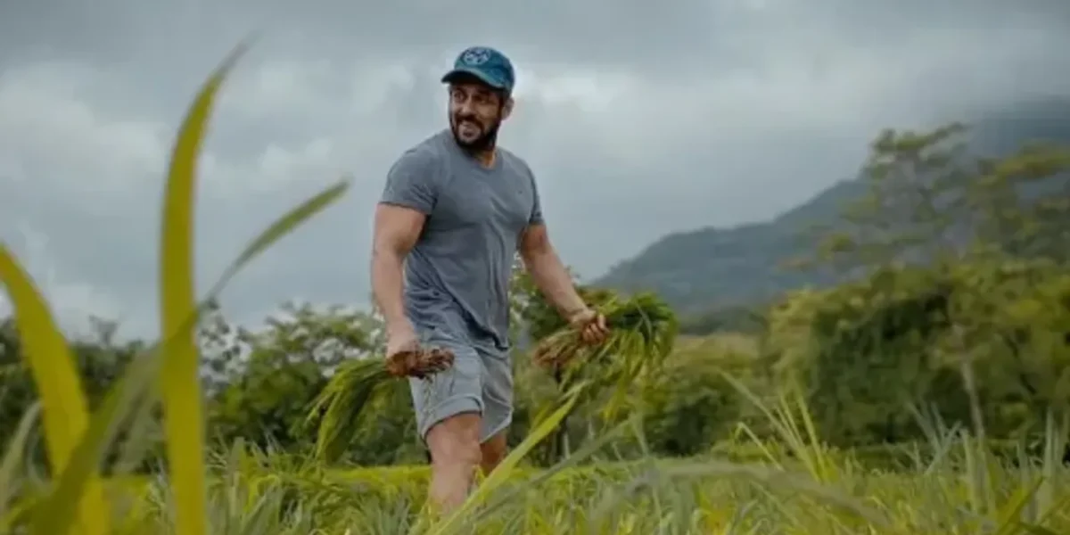 Salman Khan gets bitten by a snake-at Panvel farmhouse