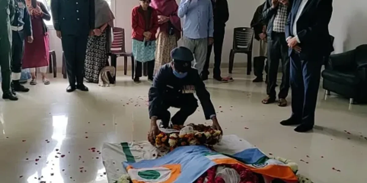 Family donates mortal remains of veteran Air Force officer to SMS Medical college