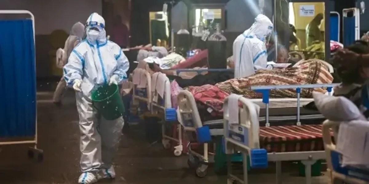 Experts: Delhi to witness sharp increase in COVID-19 cases, peak likely in Feb