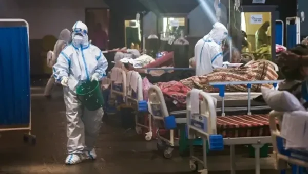Experts: Delhi to witness sharp increase in COVID-19 cases, peak likely in Feb