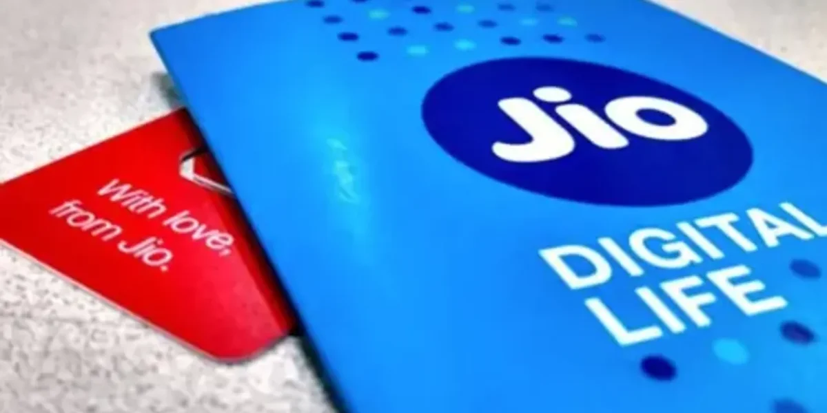 Jio Happy New Year Offer adds extra validity to Rs 2,545 prepaid plan