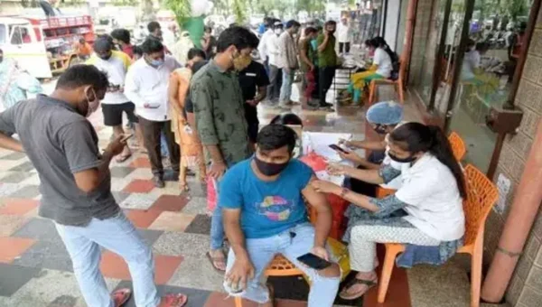 Omicron cases in India: Tally stands at 213, PM Modi to review COVID-19 situation tomorrow
