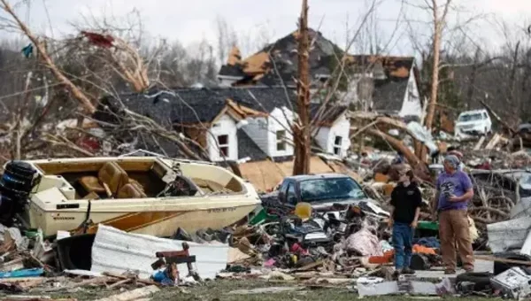 Death toll from tornadoes likely to cross 100 in US