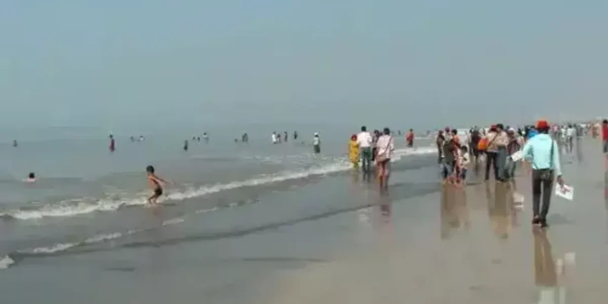 COVID-19 surge: After 5 p.m., no visit to beaches, parks, or gardens are permitted in Mumbai