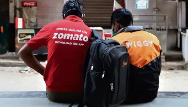 Swiggy and Zomato to charge extra 5% for food delivery from Jan 2022