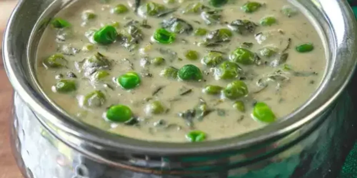 A delight sabji with no turmeric and red chilly powder: Methi Matar Malai