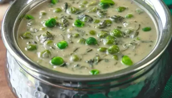 A delight sabji with no turmeric and red chilly powder: Methi Matar Malai