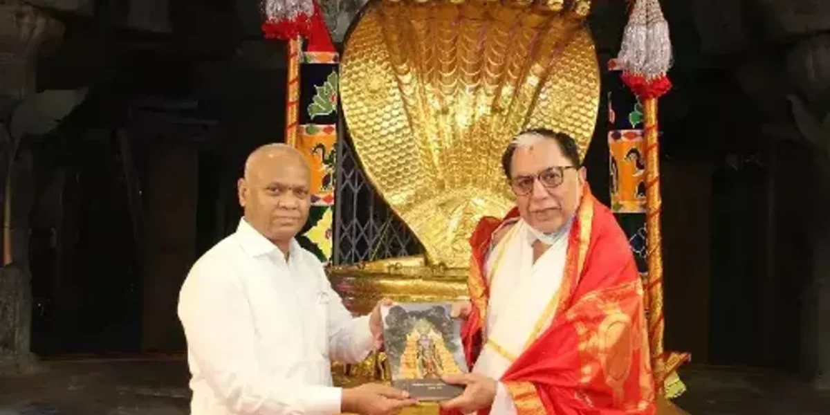 Dr. Subhash Chandra, a Rajya Sabha member, prays in Tirupati