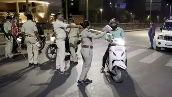 Gujarat tightens curbs as COVID-19 cases continue to rise
