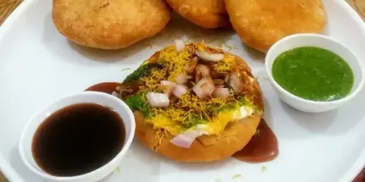 A delightful moong dal combination, Puffy and flaky- Khasta kachori recipe