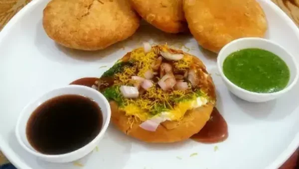 A delightful moong dal combination, Puffy and flaky- Khasta kachori recipe