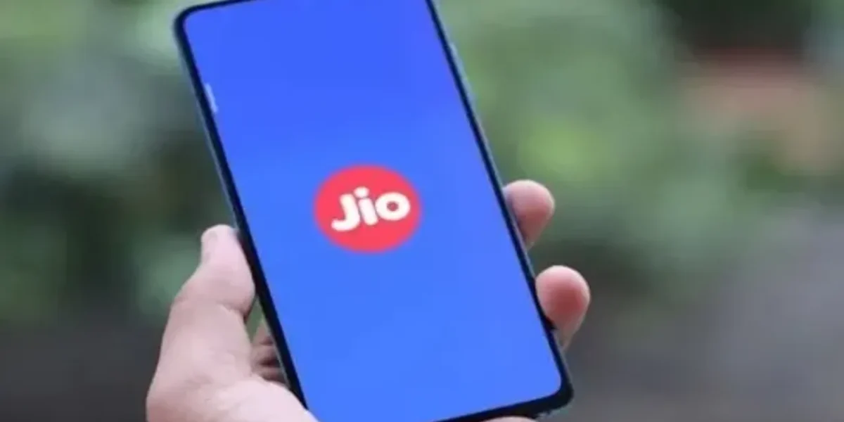 Reliance Jio brings back Rs 499 prepaid plan, extends Happy New Year offer