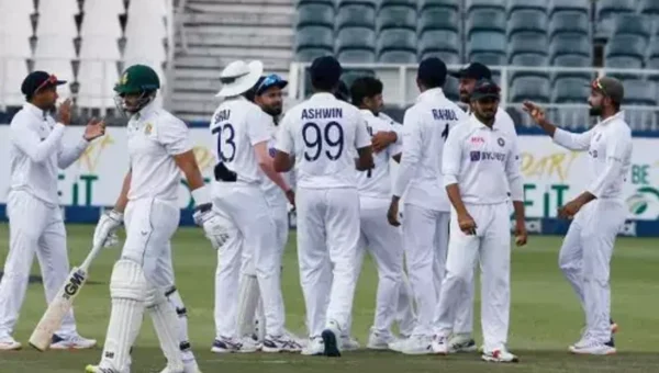 3rd Test: India to resume their 2nd innings against South Africa today