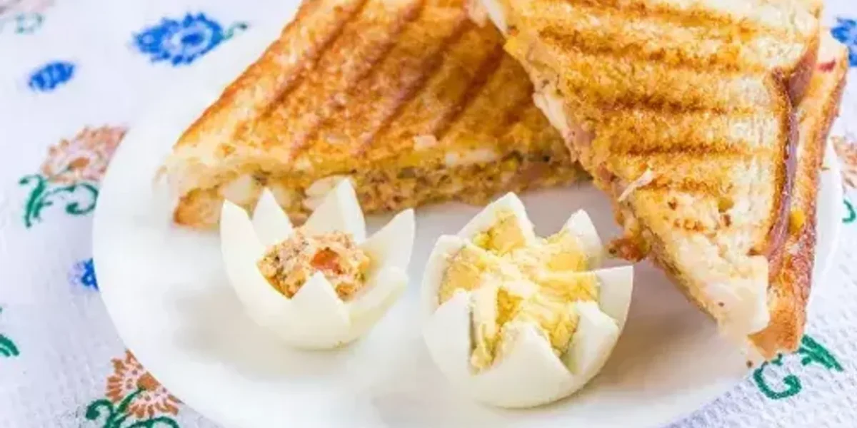 Egg mayo sandwich- surely a time saver in the busy mornings.