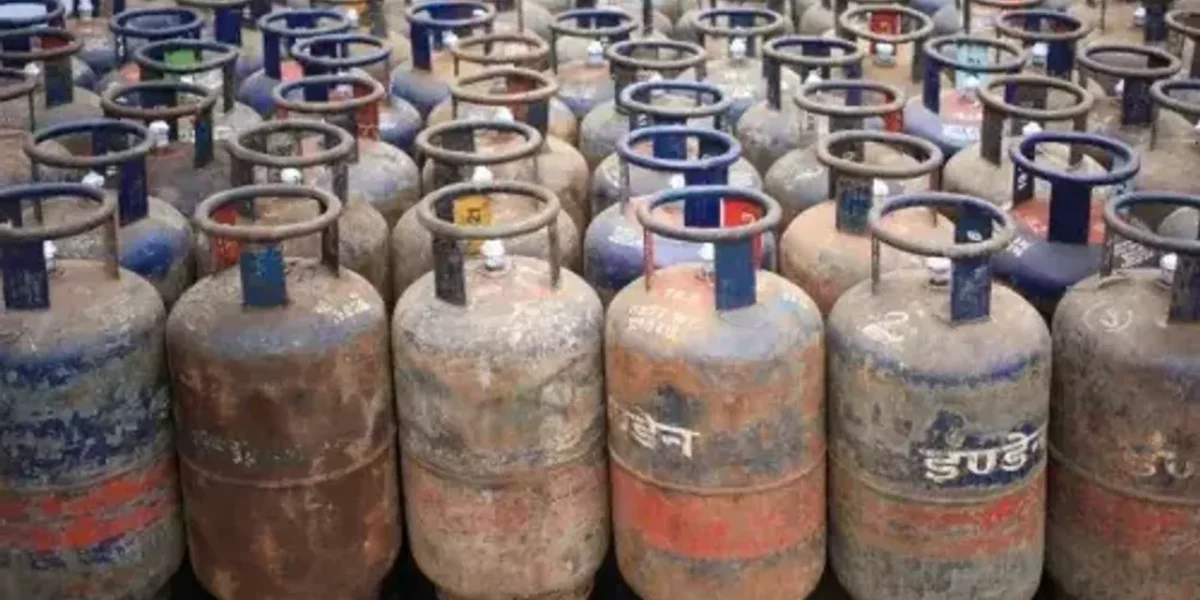 Commercial LPG gas cylinder price slashed By 102.50