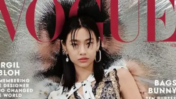 Jung Ho-yeon of Squid Game is the first Asian model to be on the cover of Vogue magazine