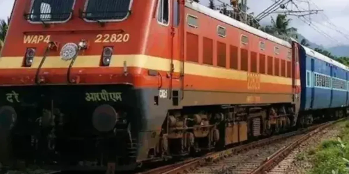 Over 900 trains cancelled, many rescheduled and diverted