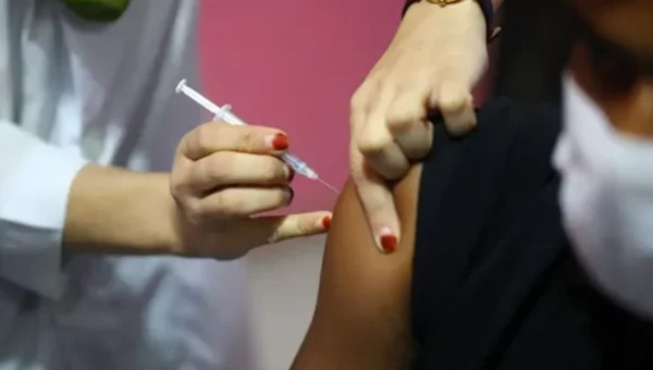Bangladesh: Covid vaccine for children above 12, booster for above 40