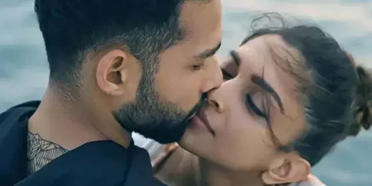 Gehraiyaan trailer released today: Actors leave you with questions!