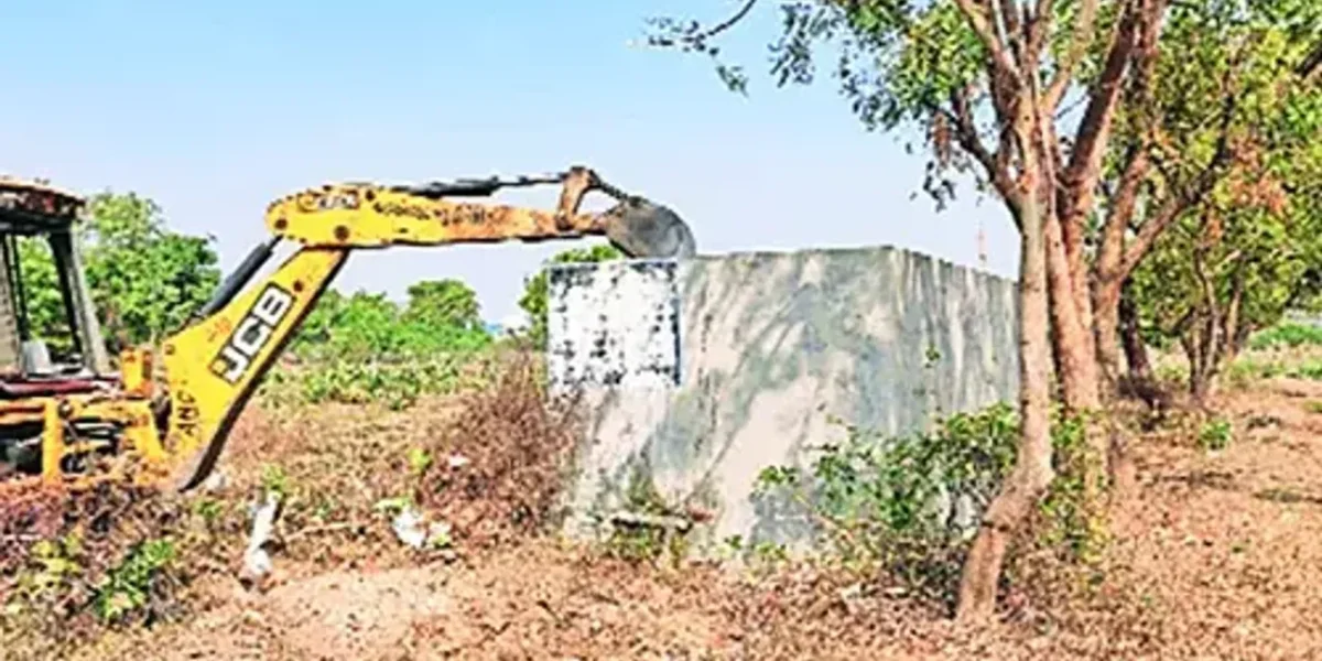 In an anti-encroachment drive of Ahmedabad, a newly constructed structure was demolished