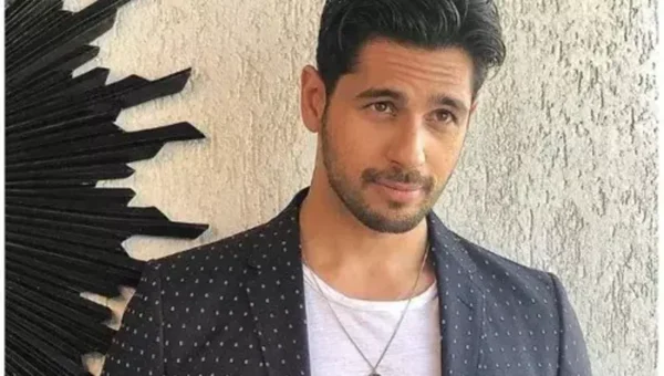 Sidharth Malhotra turns 37, bollywood friends wishes Happy Birthday
