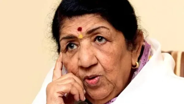 Lata Mangeshkar will be under observation for 10-12 days, says doctor