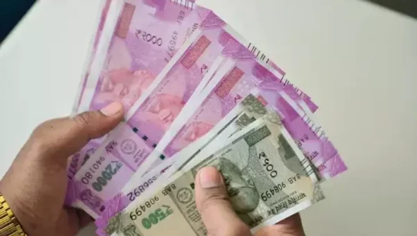 Rajkot: Lured through Tinder, Gujarat man held at knifepoint, robbed of Rs 55,000