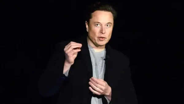 Elon Musk deletes tweet which compared Canadian PM to Adolf Hitler