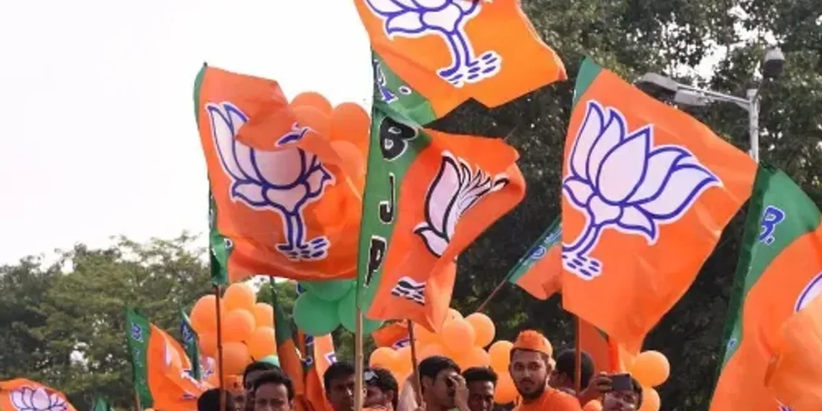 Jagruti Shah of Congress from Kutch joins the BJP in Gujarat