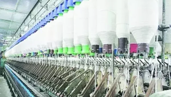 Surat: Jari production cut by 50% as demand declines