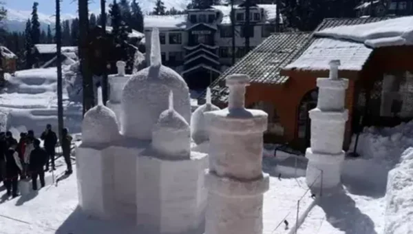 The snow sculpture of the Taj Mahal has become a new tourist attraction in Gulmarg, J&K