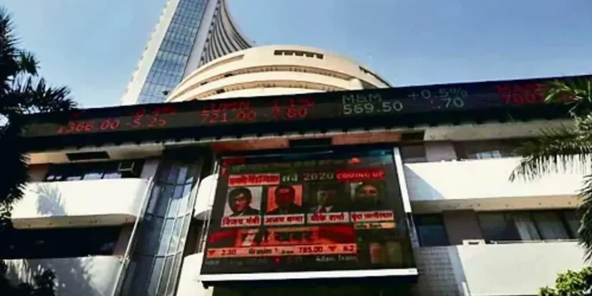 Sensex tumbles 900 pts, Nifty around 17,300 as US inflation bites
