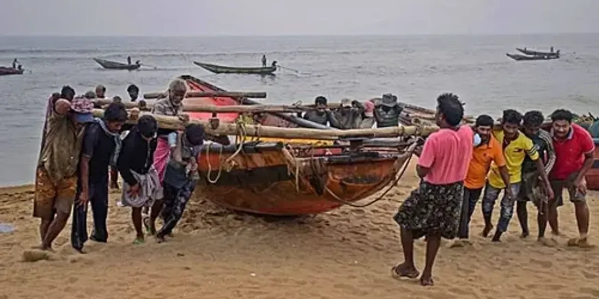 60 Gujarat fisherman captured by Pakistan