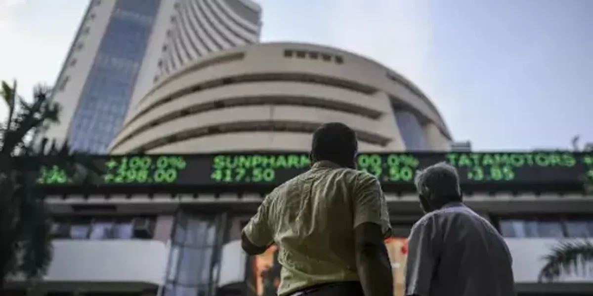 Retail investors, MFs cushion FPI exit impact, raise holdings to record high