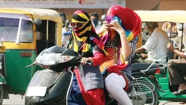 Ahmedabad in grip of heatwave, mercury rise to 41.3°C