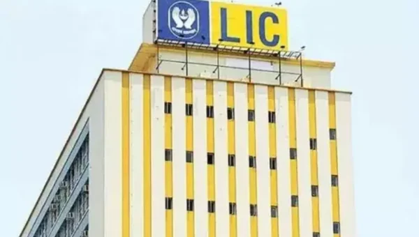 Ahead of IPO, LIC reveals Q3 results, profit rises to Rs.235 cr