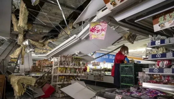 2 Killed, 94 injured as magnitude 7.4 earthquake shook Japan