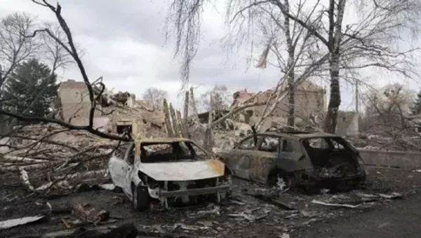 Ukraine war: Fresh bid to rescue citizens from besieged cities, strike kills 10