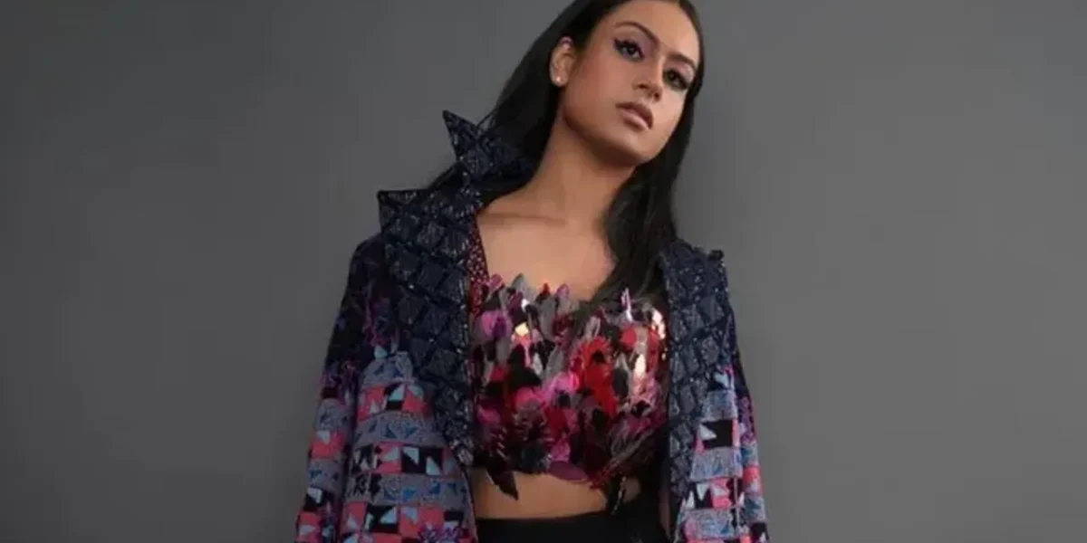 Kajol and Ajay Devgn’s daughter Nysa turns heads at Manish Malhotra’s fashion show